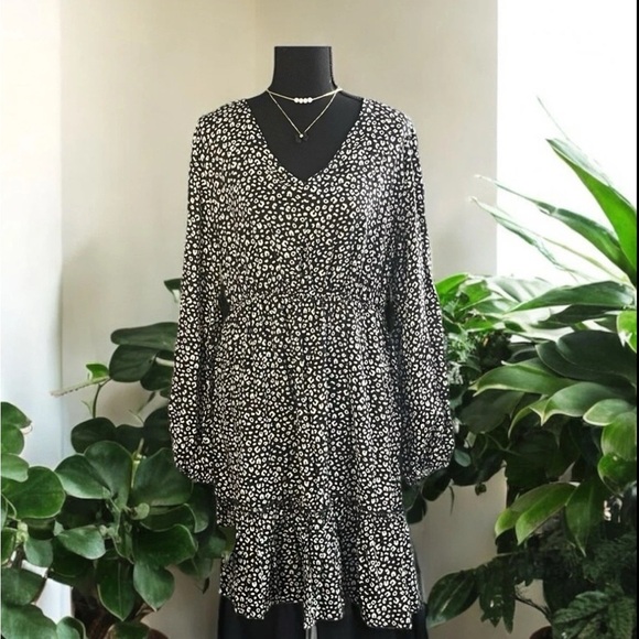 Chic Urban Rose Dress Animal Print V-Neck Long Sleeve Mid Thigh Women’s 1XL - Picture 3 of 5